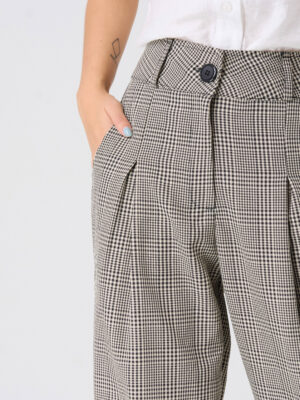 PANTALON LUCIA CUADROS 296 - NEGRO - Imagen 4
